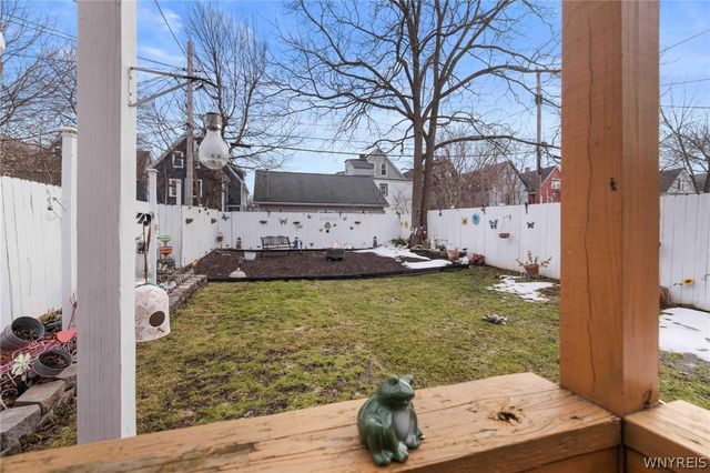 295 Hoyt Street, Buffalo, NY 14213