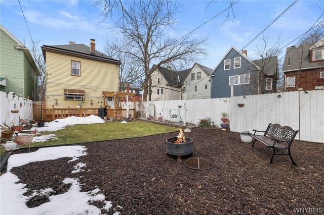 295 Hoyt Street, Buffalo, NY 14213