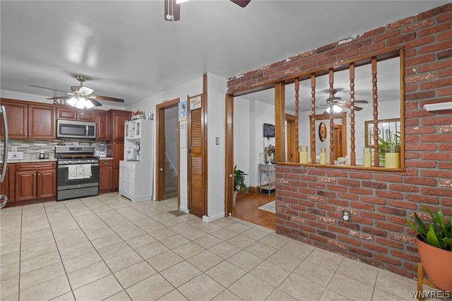 295 Hoyt Street, Buffalo, NY 14213