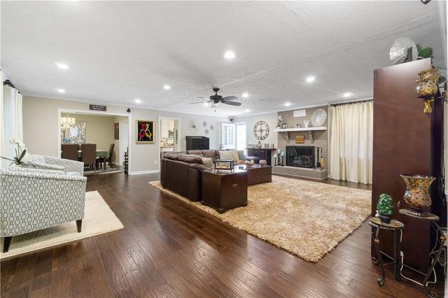 58 Wagon Wheel SE Court, Marietta, GA 30067