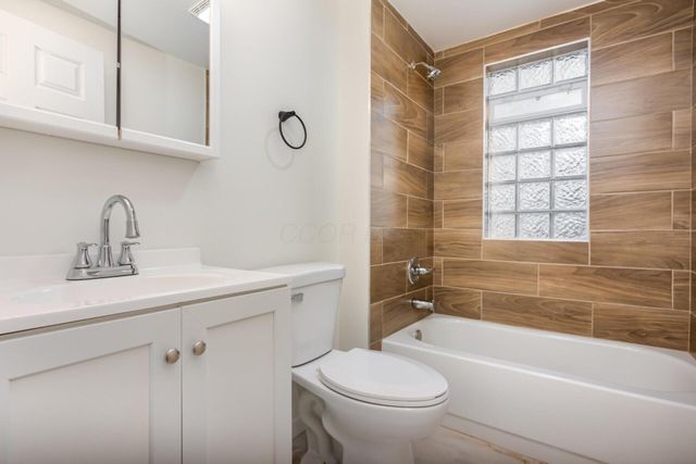 1827 Aberdeen, Columbus, OH 43211