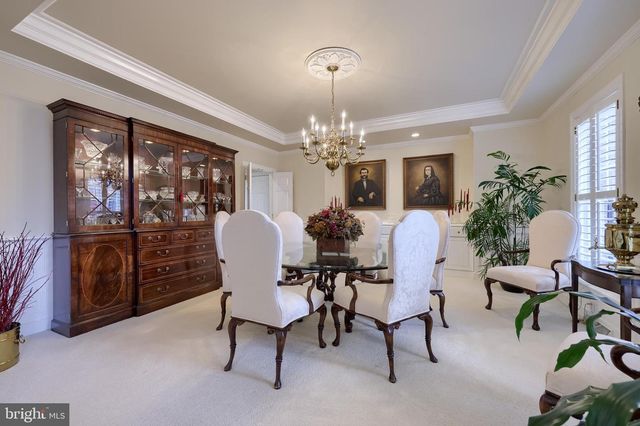 78 OAKHILL DR, Lititz, PA 17543