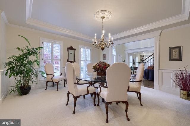 78 OAKHILL DR, Lititz, PA 17543