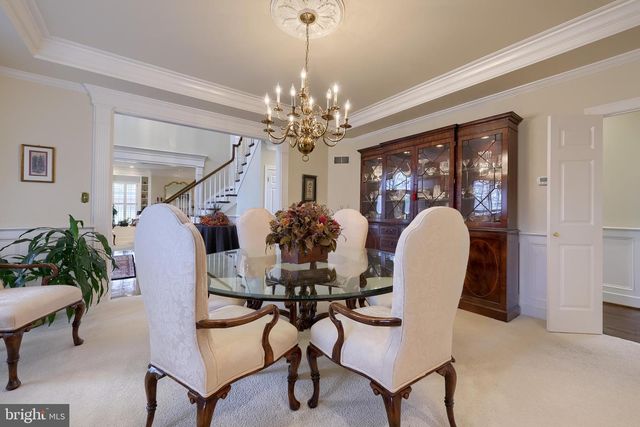 78 OAKHILL DR, Lititz, PA 17543