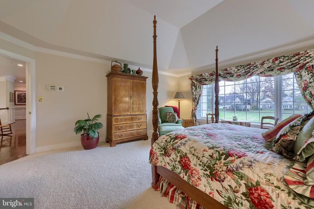 78 OAKHILL DR, Lititz, PA 17543