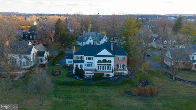 78 OAKHILL DR, Lititz, PA 17543