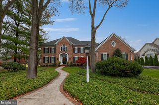 78 OAKHILL DR, Lititz, PA 17543