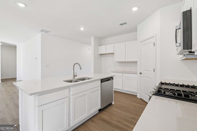 5337 Heron Bay Boulevard, Locust Grove, GA 30248