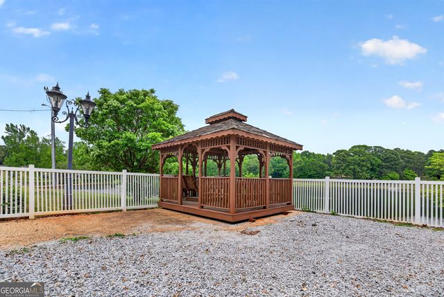 1078 Highway 92 S, Fayetteville, GA 30215