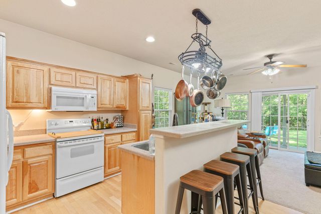 1005 Buck Lane, Merriam Woods, MO 65740