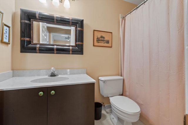 912 NE Sandalwood Place, Jensen Beach, FL 34957