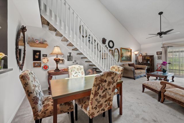 912 NE Sandalwood Place, Jensen Beach, FL 34957