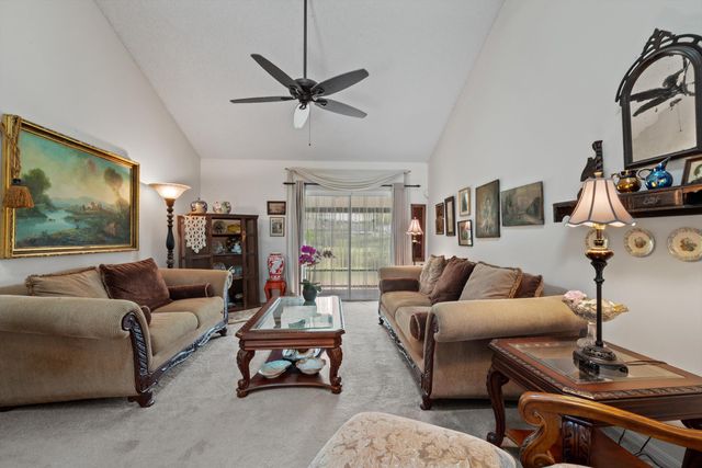 912 NE Sandalwood Place, Jensen Beach, FL 34957