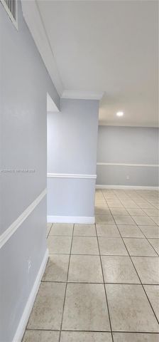 9405 SW 76th St Y32, Miami, FL 33173