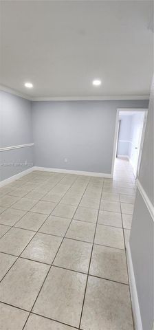 9405 SW 76th St Y32, Miami, FL 33173