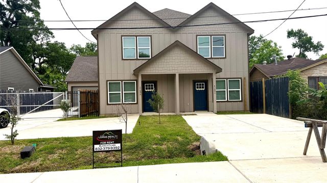 7034 Smilax Street A, Houston, TX 77088