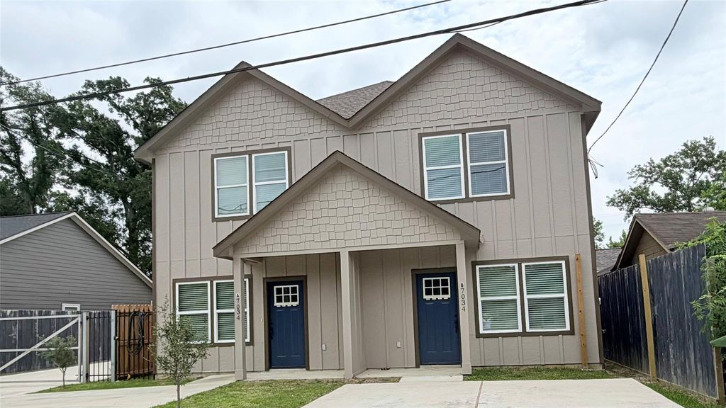 7034 Smilax Street A, Houston, TX 77088