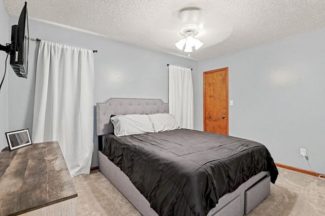 1224 N Armstrong Ct., Derby, KS 67037