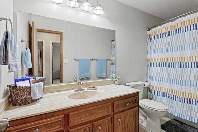 1224 N Armstrong Ct., Derby, KS 67037