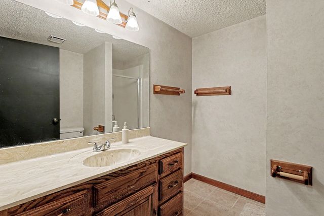 1224 N Armstrong Ct., Derby, KS 67037