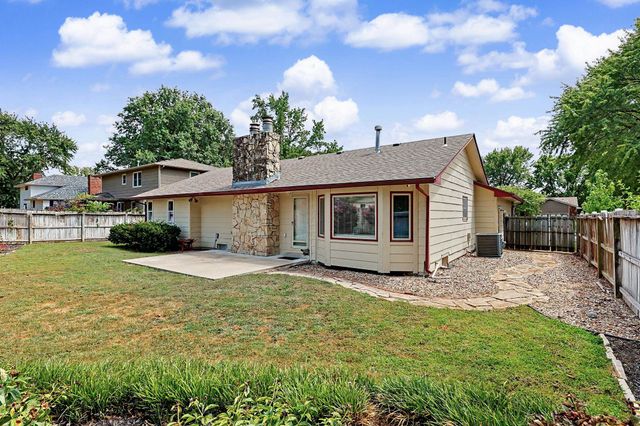 1224 N Armstrong Ct., Derby, KS 67037