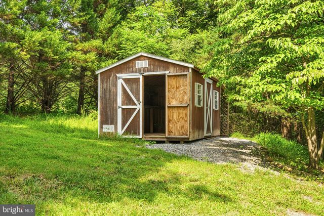 6005 PAGE VALLEY RD, Luray, VA 22835