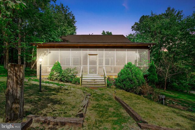 6005 PAGE VALLEY RD, Luray, VA 22835