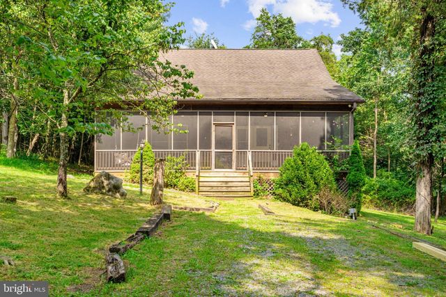 6005 PAGE VALLEY RD, Luray, VA 22835