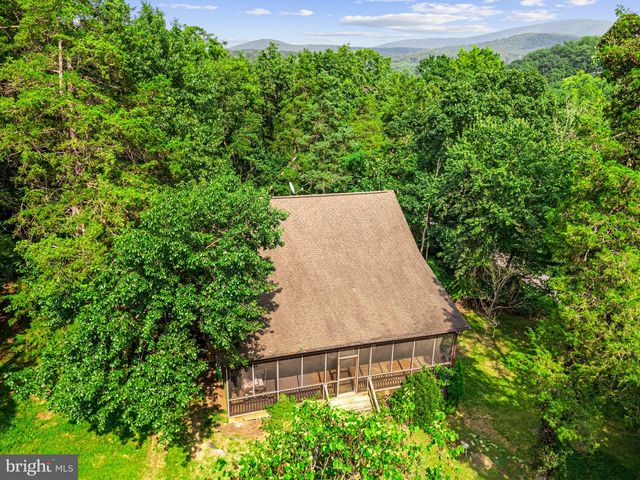6005 PAGE VALLEY RD, Luray, VA 22835