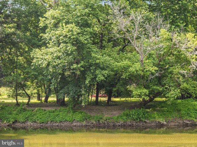 6005 PAGE VALLEY RD, Luray, VA 22835