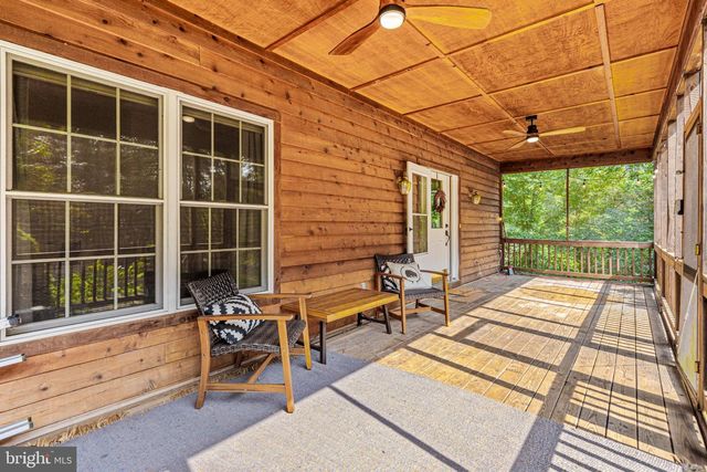 6005 PAGE VALLEY RD, Luray, VA 22835