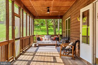 6005 PAGE VALLEY RD, Luray, VA 22835