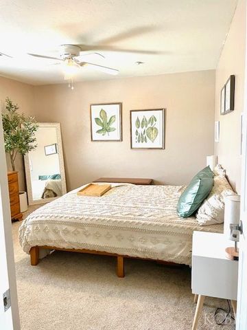 1450 W Ambassador Way, Hanford, CA 93230