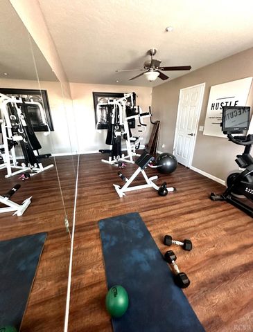 1450 W Ambassador Way, Hanford, CA 93230