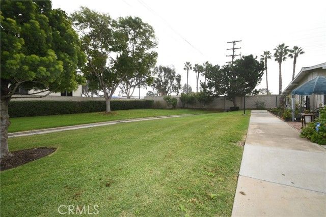1842 Thunderbird Dr. 1A, Seal Beach, CA 90740