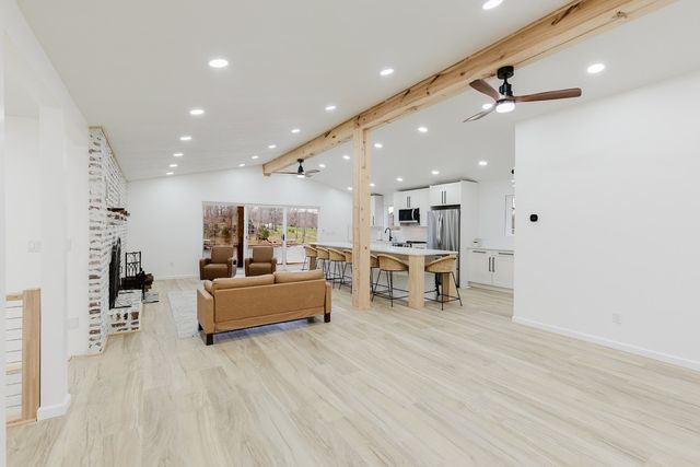 2930 Egyptian Hills Drive, Creal Springs, IL 62922