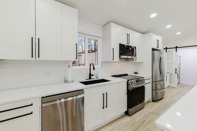 2930 Egyptian Hills Drive, Creal Springs, IL 62922