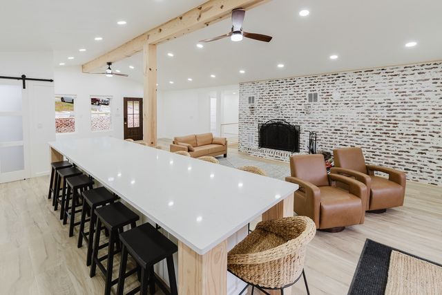 2930 Egyptian Hills Drive, Creal Springs, IL 62922