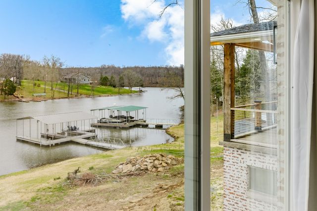 2930 Egyptian Hills Drive, Creal Springs, IL 62922