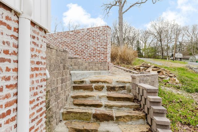 2930 Egyptian Hills Drive, Creal Springs, IL 62922