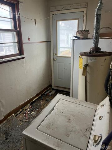 102 E 4th Street, Hartford, IL 62048