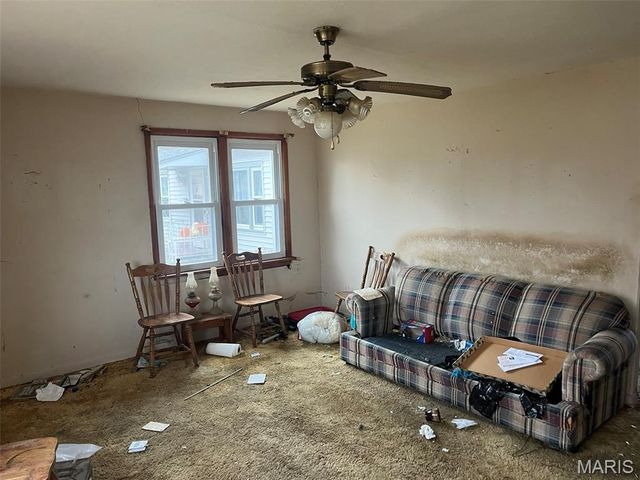 102 E 4th Street, Hartford, IL 62048