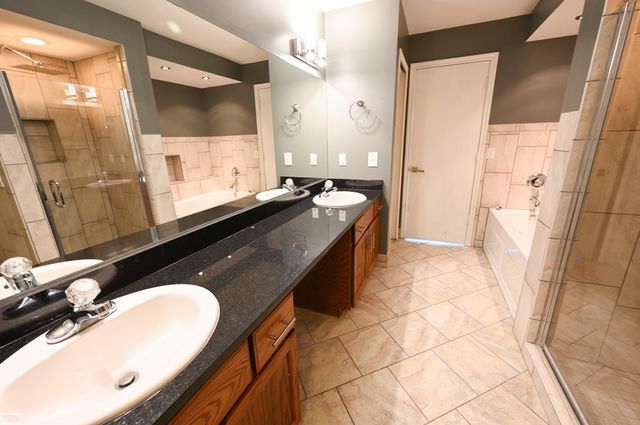 28777 Berwick Court, Chesterfield Twp, MI 48047