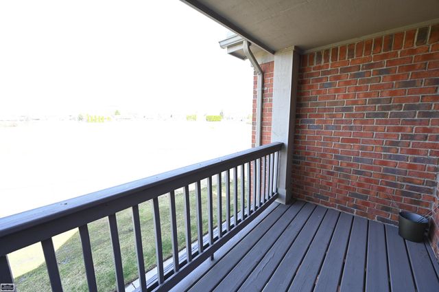 28777 Berwick Court, Chesterfield Twp, MI 48047