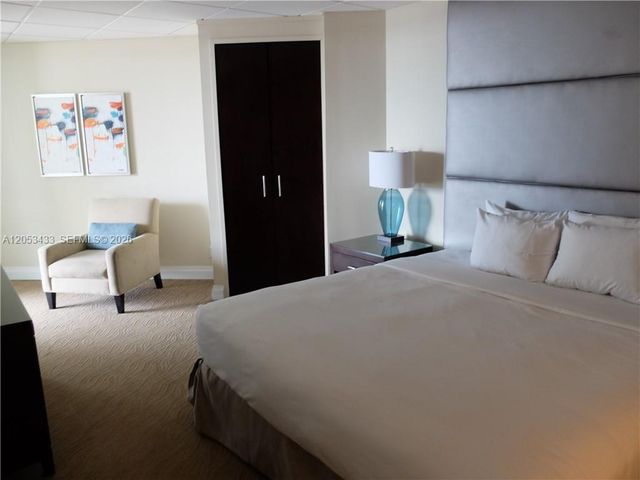 2670 E Sunrise Boulevard 523, Fort Lauderdale, FL 33304