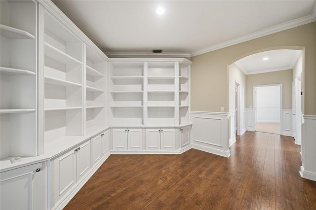 2527 Montclaire Circle, Weston, FL 33327