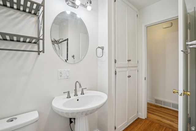 1379 S UTAHNA DR, Salt Lake City, UT 84104