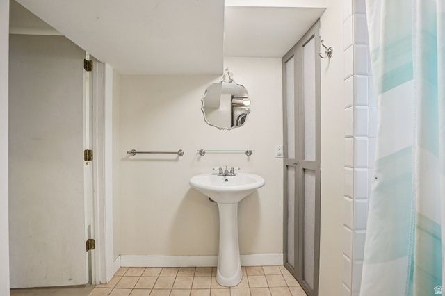 1379 S UTAHNA DR, Salt Lake City, UT 84104