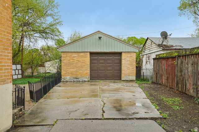 1379 S UTAHNA DR, Salt Lake City, UT 84104