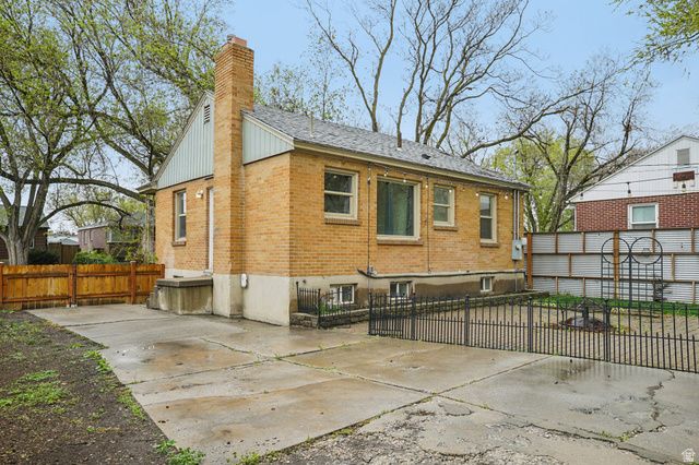 1379 S UTAHNA DR, Salt Lake City, UT 84104